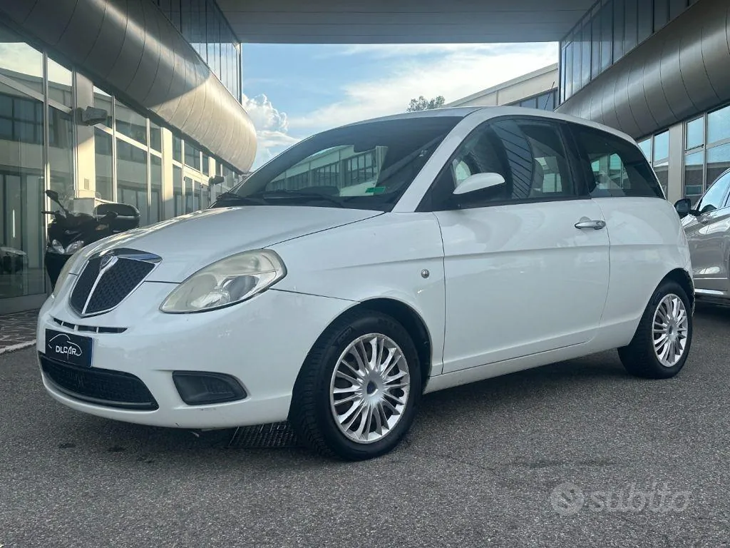 Lancia Ypsilon 2008 photo 3
