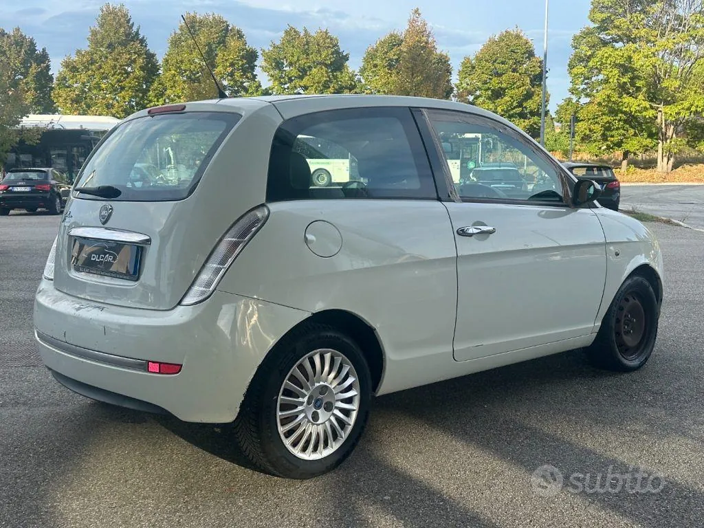 Lancia Ypsilon 2008 photo 5