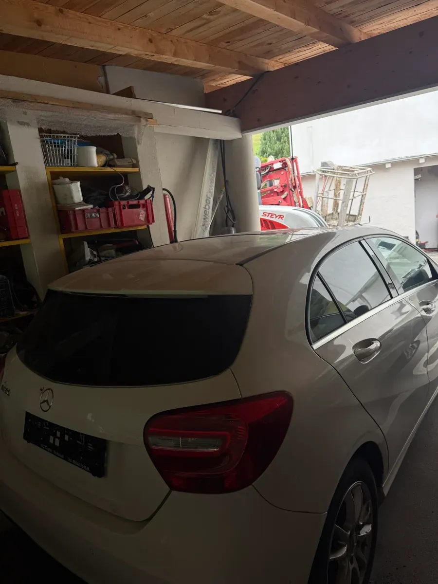 Mercedes-Benz A-Class 2014 photo 3