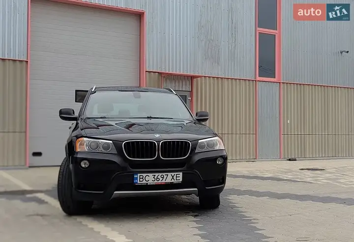 BMW X3 2012 photo 3