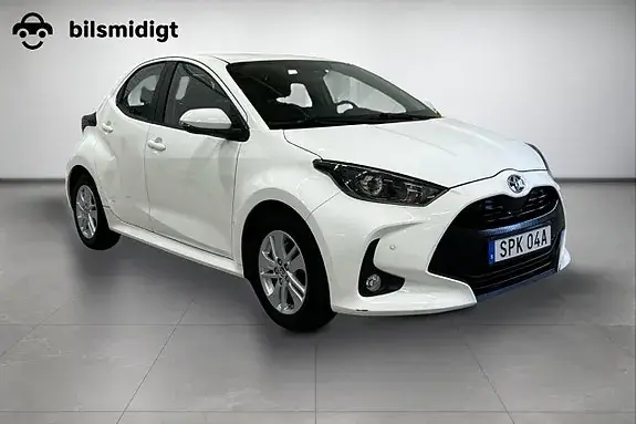 Toyota Yaris 2023 photo 2
