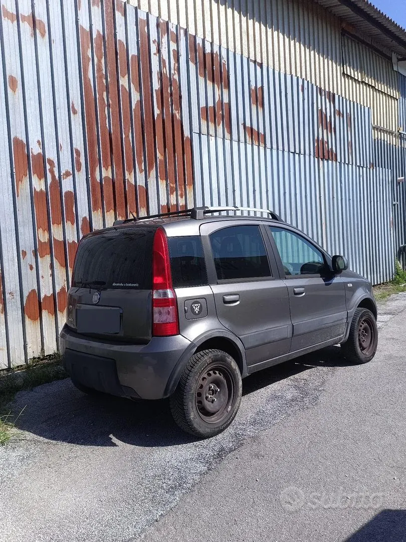 Fiat Panda 2011 photo 4
