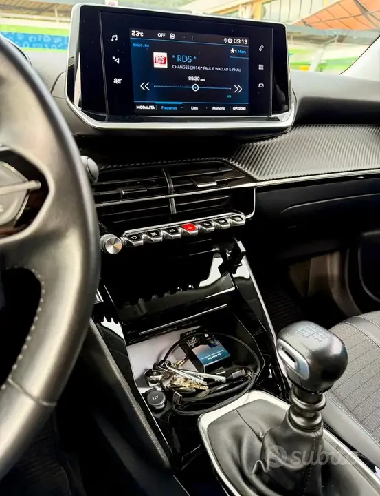 Peugeot 2008 2021 photo 4