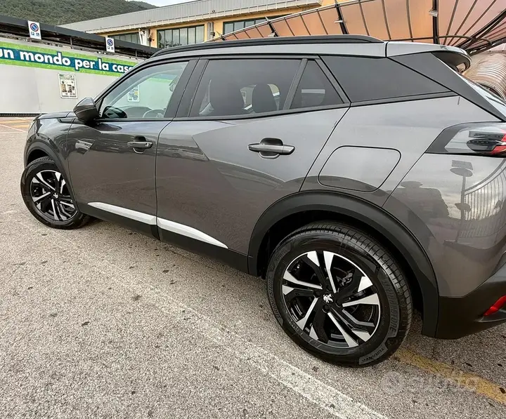 Peugeot 2008 2021 photo 3