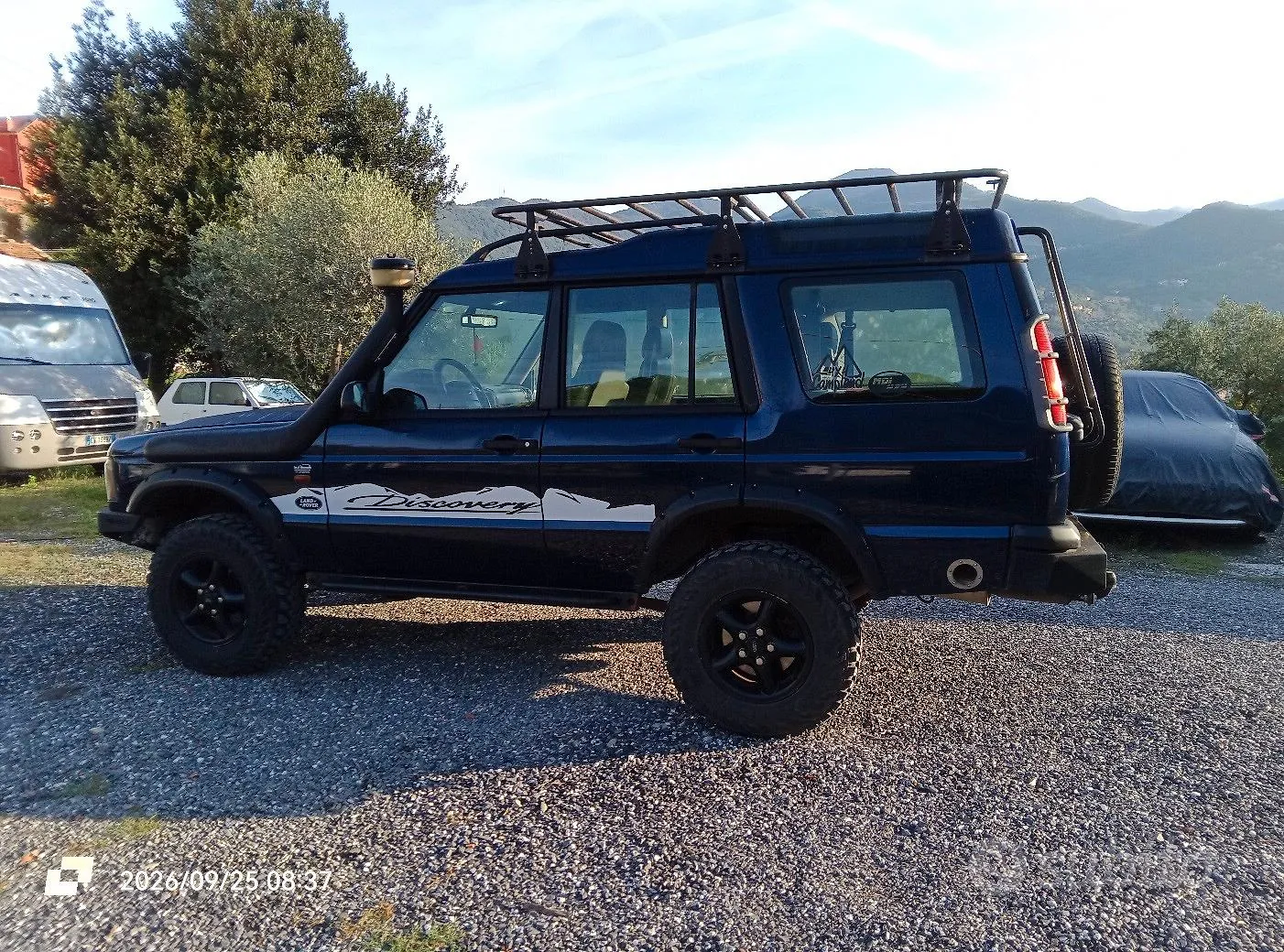 Land Rover Discovery 2002 photo 2