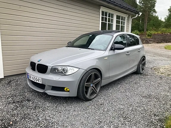 BMW 118D 2008 photo 2