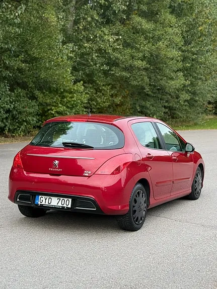 Peugeot 308 2012 photo 3