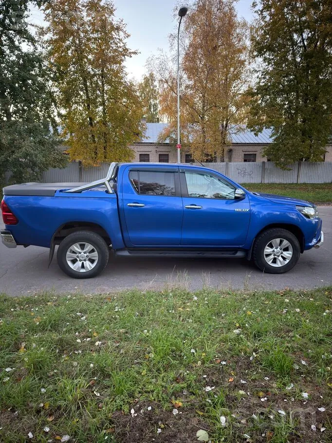 Toyota Hilux 2017 photo 5