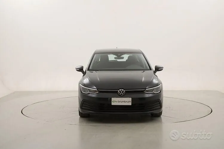 Volkswagen Golf 2023 photo 2