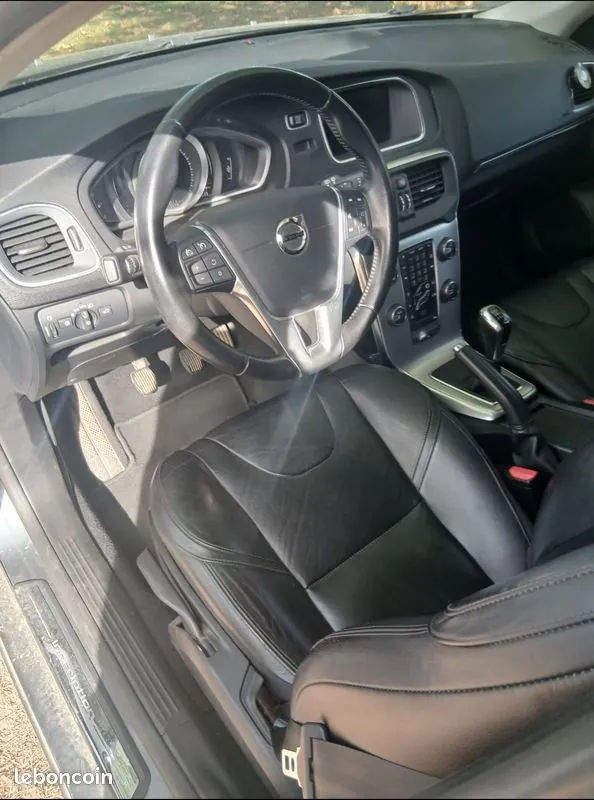Volvo V40 2016 photo 3
