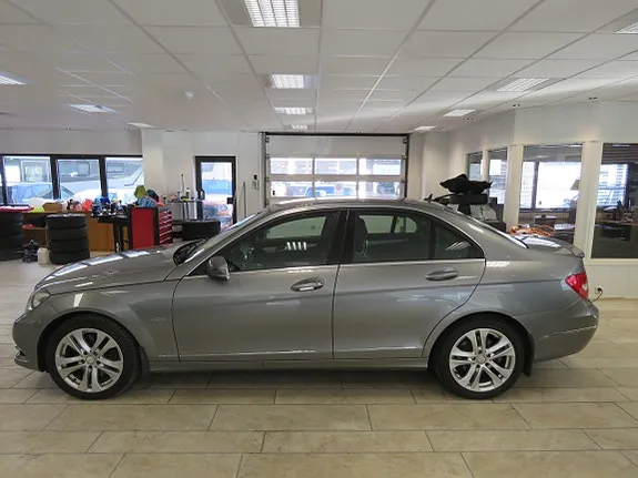 Mercedes-Benz C-Class 2012 photo 2