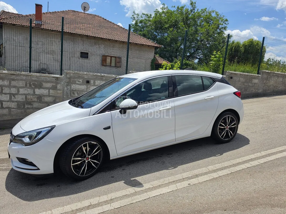 Opel Astra K 2016 photo 3