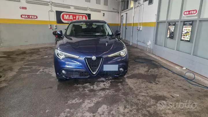 Alfa Romeo Stelvio 2018 photo 2