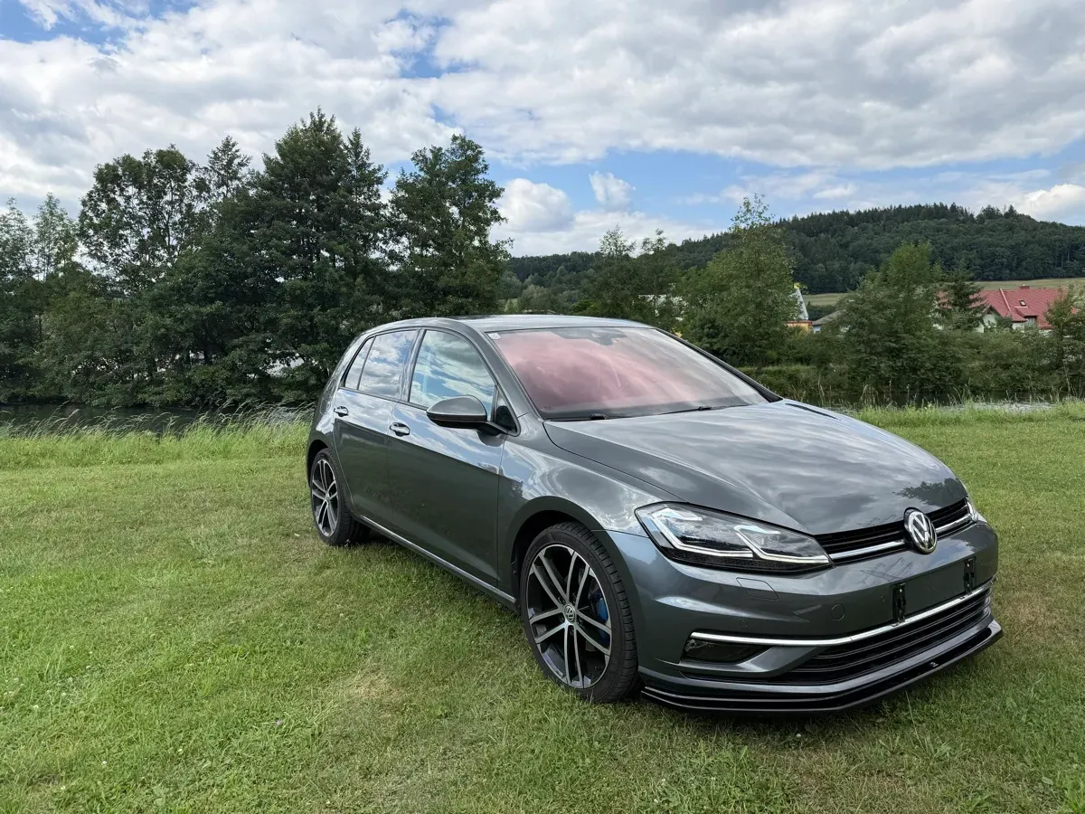 Volkswagen Golf 2018 photo 2