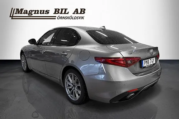 Alfa Romeo Giulia 2019 photo 5