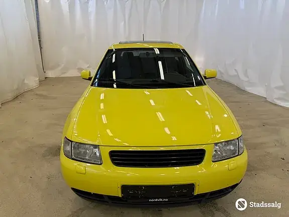 Audi A3 1997 photo 2