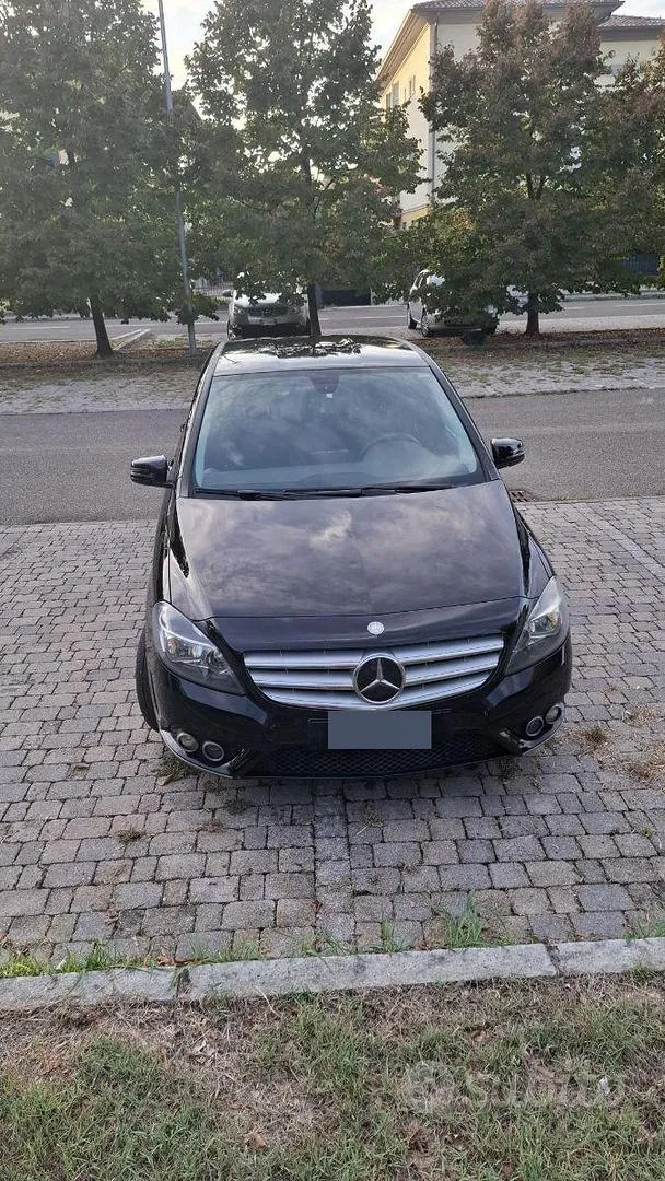 Mercedes-Benz B 2012 photo 4