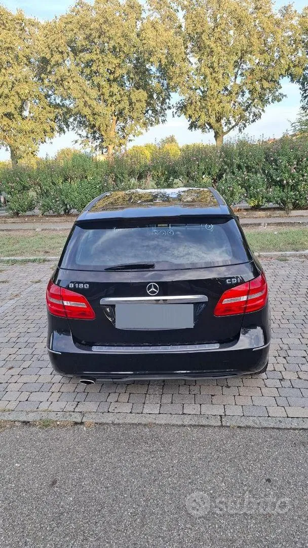 Mercedes-Benz B 2012 photo 3