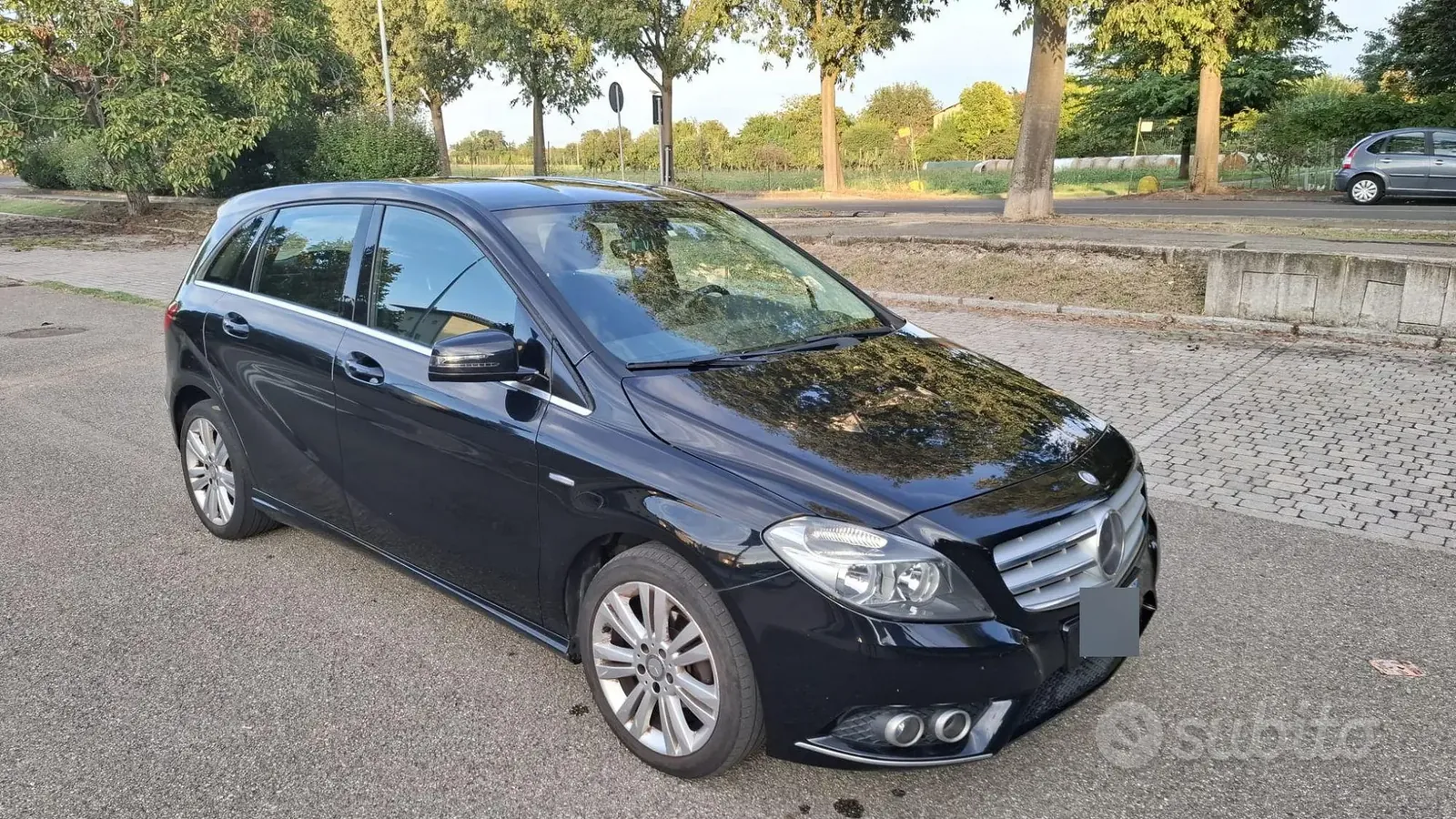 Mercedes-Benz B