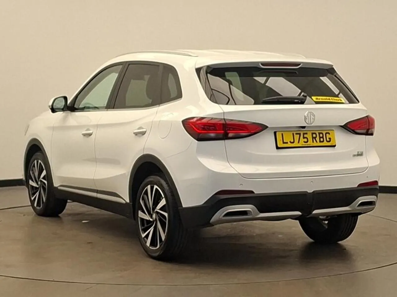 MG Mg Zs 2025 photo 2