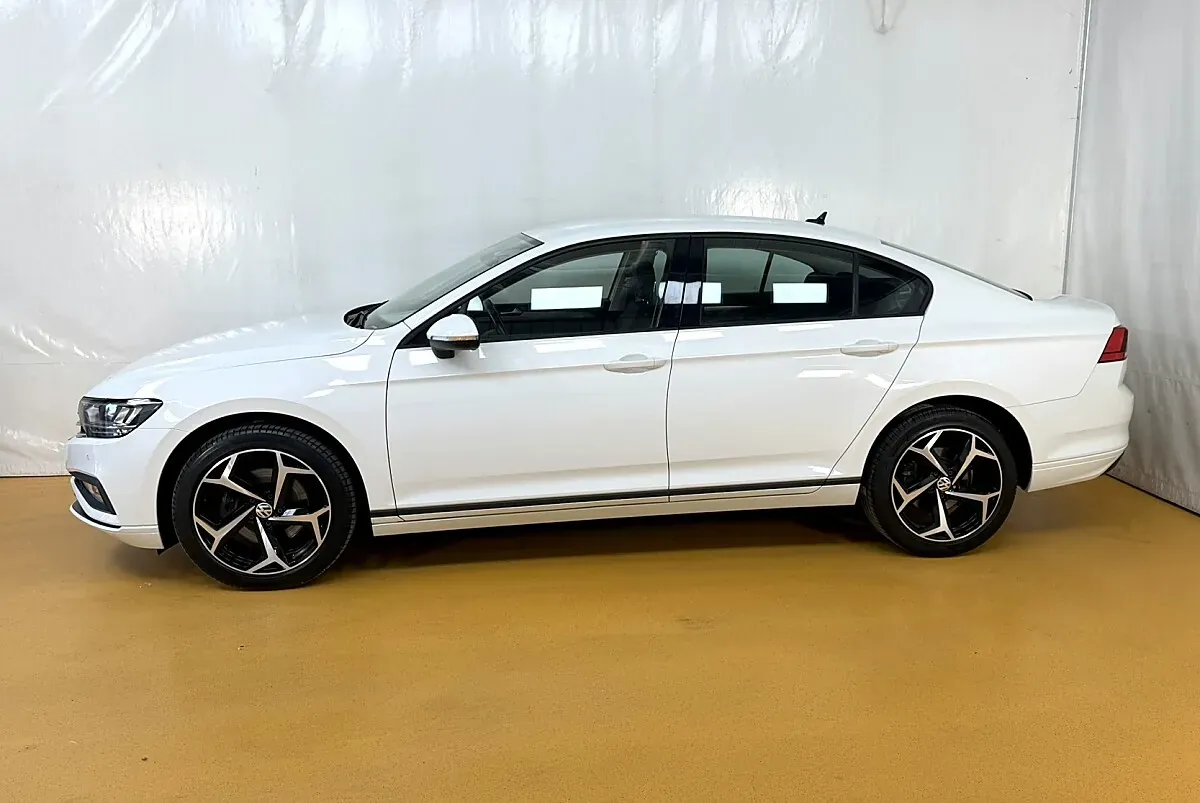 Volkswagen Passat 2020 photo 3