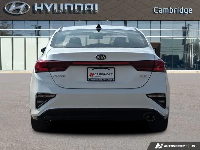 Kia Forte 2021 photo 4