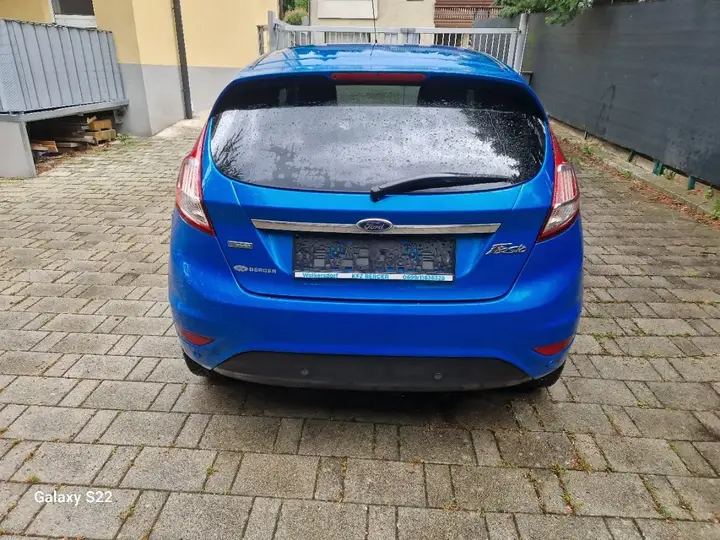 Ford Fiesta 2016 photo 2