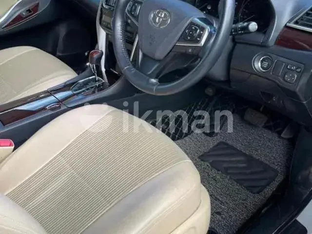 Toyota Premio 2018 photo 5