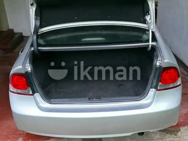 Honda Civic 2010 photo 4