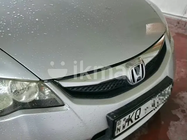 Honda Civic 2010 photo 2