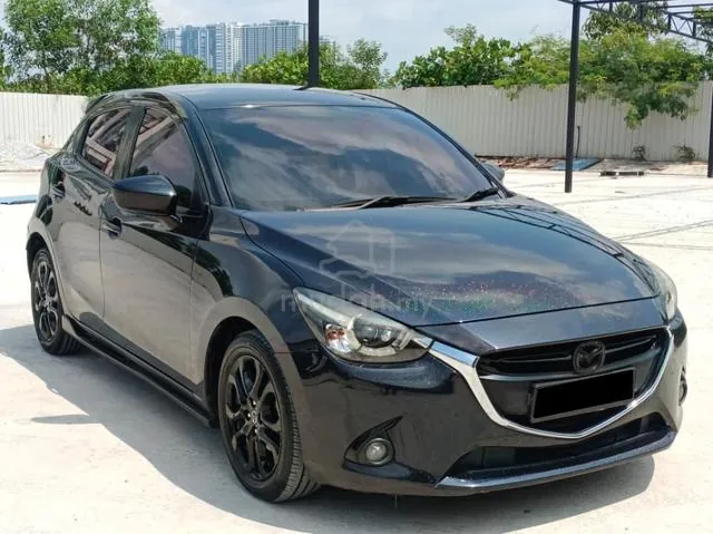 Mazda 2