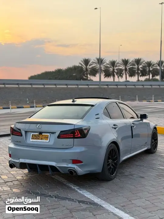 Lexus Is 250 2011 photo 2