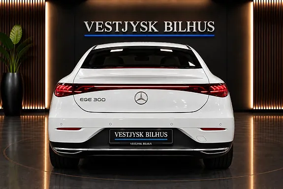 Mercedes-Benz Eqe300 2025 photo 2