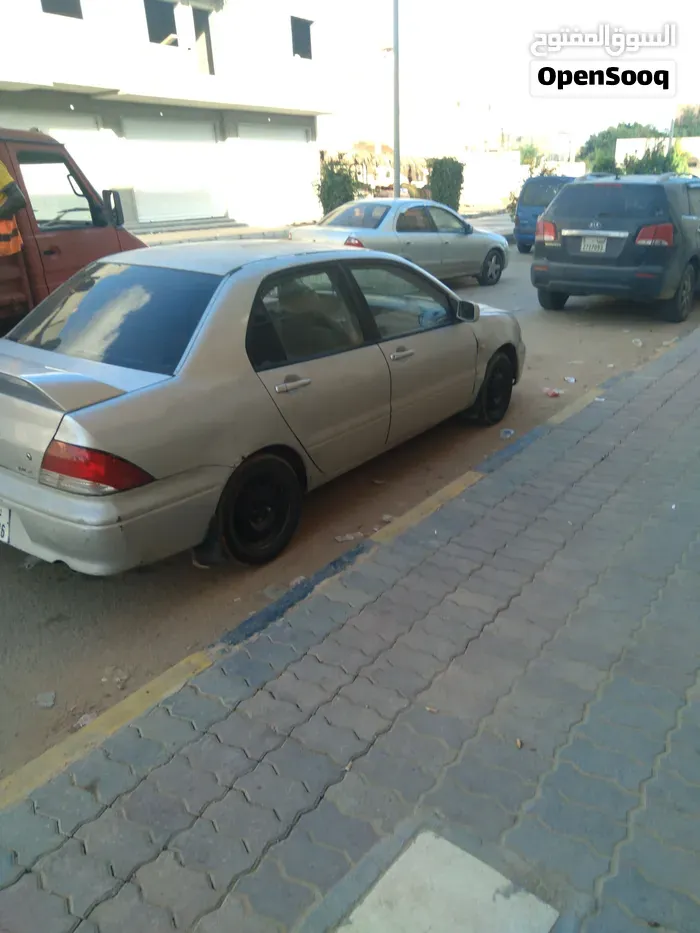 Mitsubishi Lancer