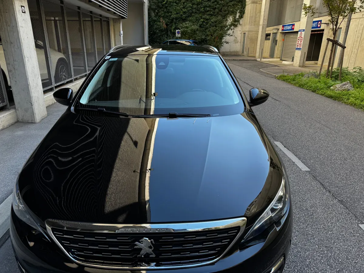 Peugeot 308 2018 photo 2