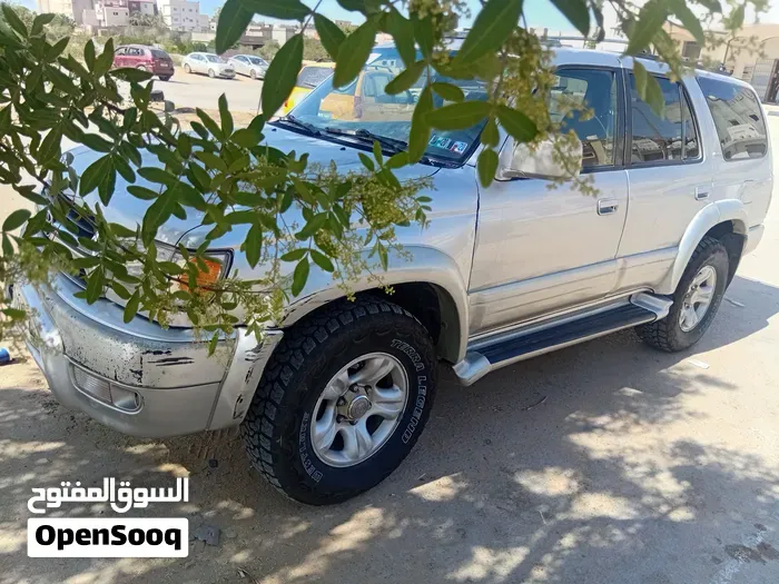 Toyota 4Runner 2002 photo 2