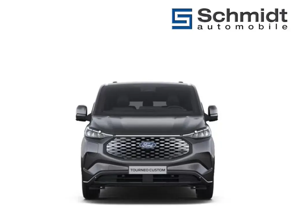 Ford Transit photo 2