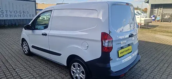 Ford Transit Courier 2020 photo 3