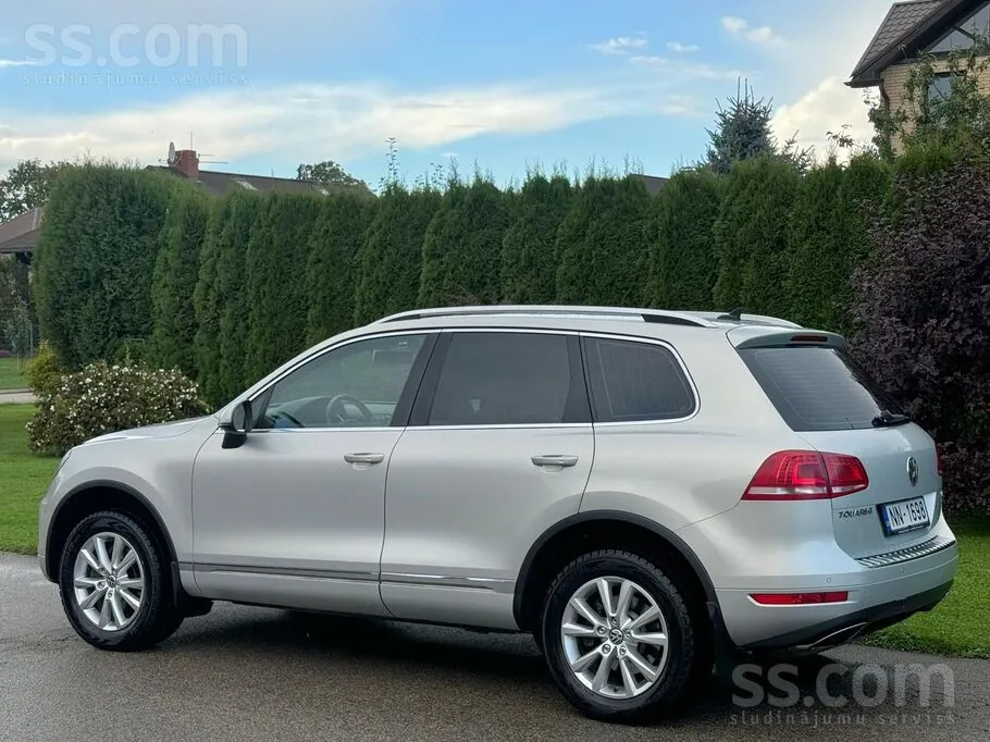 Volkswagen Touareg 2012 photo 4