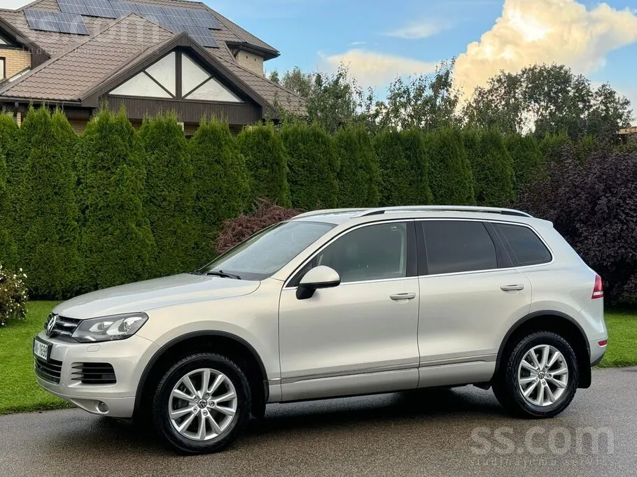 Volkswagen Touareg 2012 photo 3