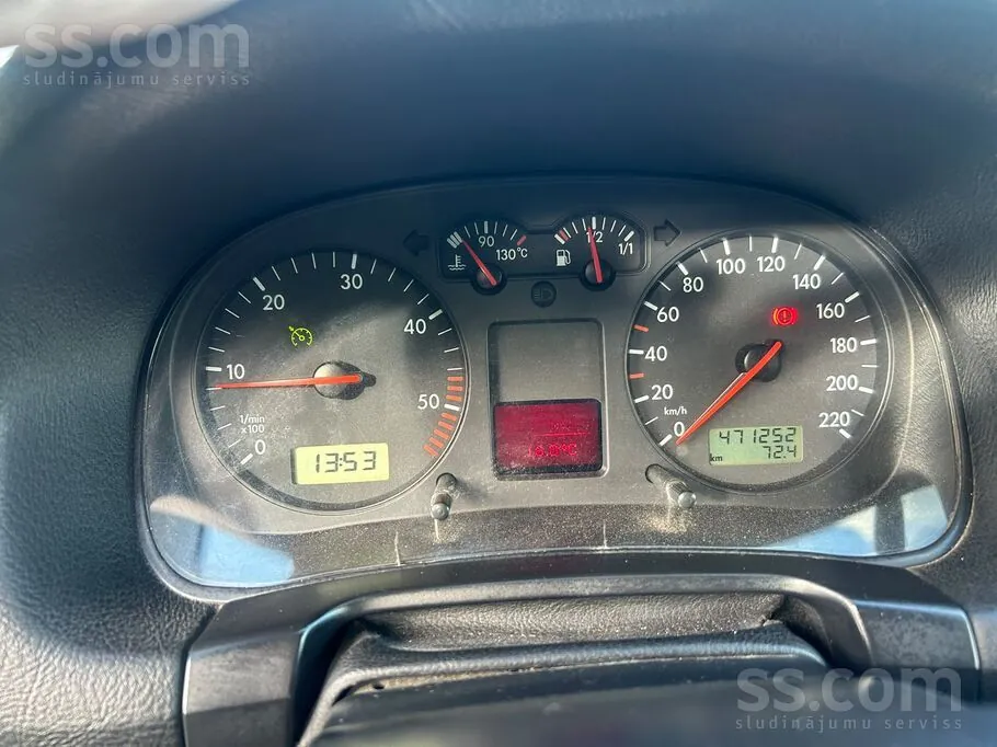 Volkswagen Golf 4 1999 photo 4