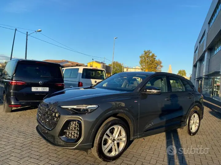Audi Q5 2025 photo 3