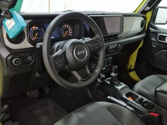 Jeep Wrangler 2024 photo 3