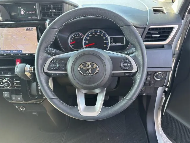 Toyota Roomy 2023 photo 2