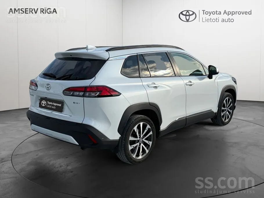 Toyota Corolla Cross 2024 photo 2
