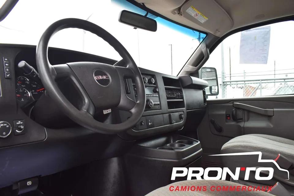 GMC Savana 2018 photo 4