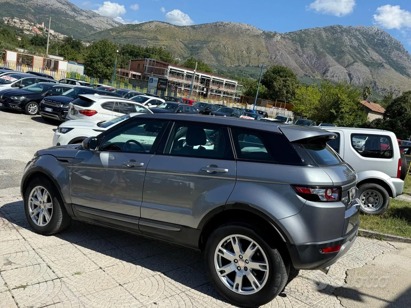 Land Rover Range Rover Evoque 2015 photo 2