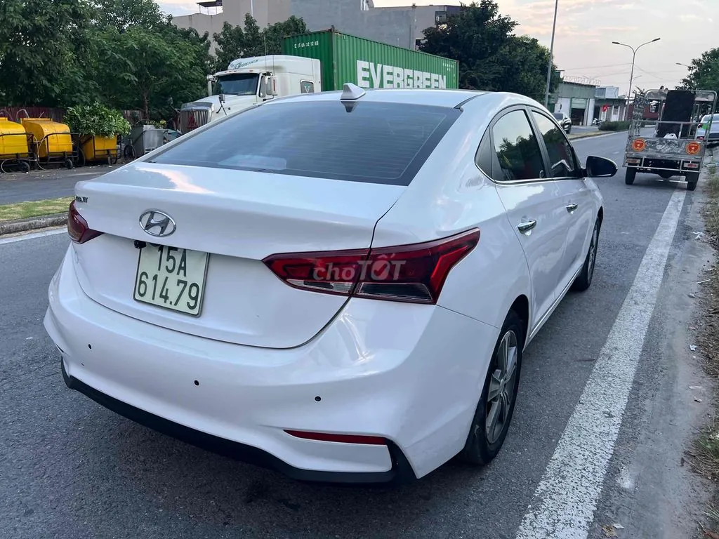 Hyundai Accent 2020 photo 4