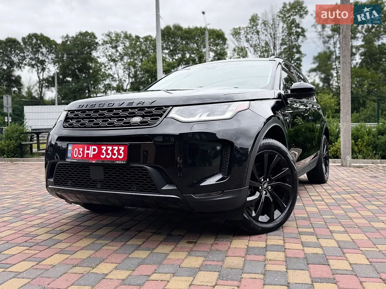 Land Rover Discovery Sport 2023 photo 3