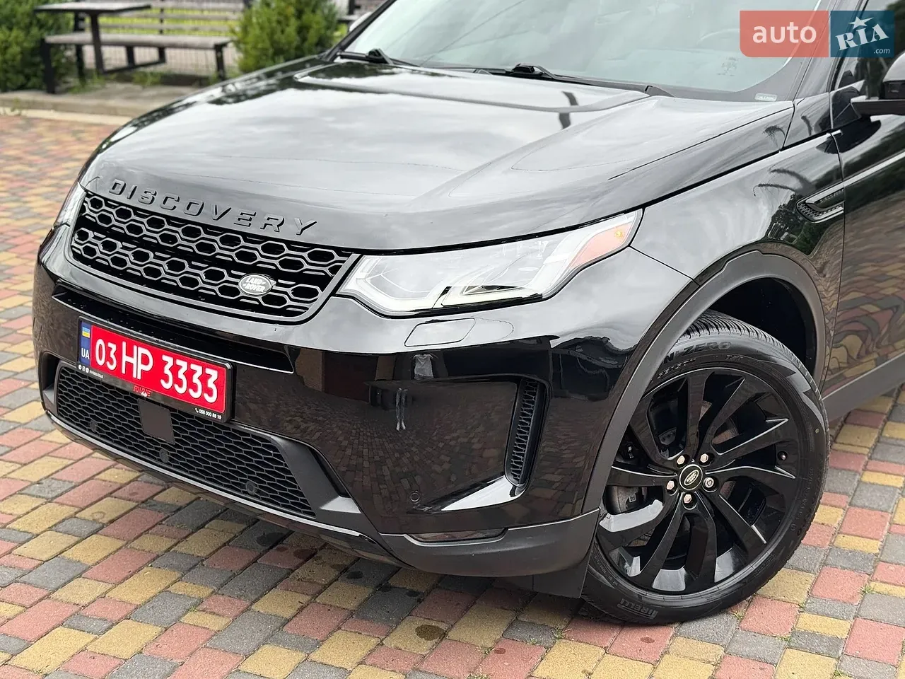 Land Rover Discovery Sport 2023 photo 4